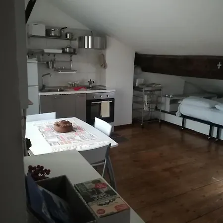 La Mansarda Apartmán *